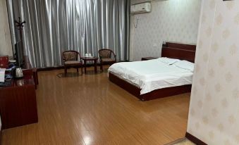 Yading Business Hotel