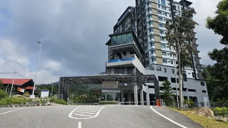 Enclave Nature Suites @ Bukit Tinggi Отели в г. Букиттинги