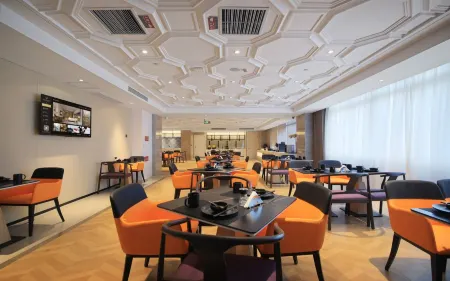 Vienna International Hotel Rui'an High Speed Railway Station Branch Отели рядом с достопримечательностью «Caocun Port»