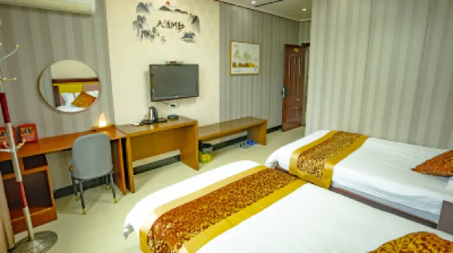 Longhushan Youjian Inn Hotels near The Cliff Tomb