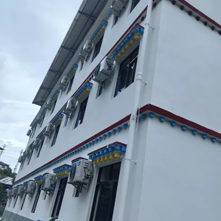 Motuo Cloud Homestay