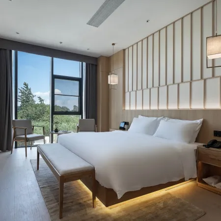 Yangzhou Fengyin wutong Holiday Hotel
