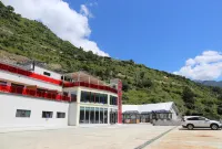 Yunji Hotel (Siguniang Mountain Scenic Area)