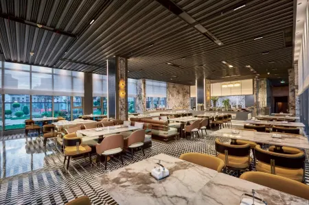  Xinzhuo Hotel (fashion city west of Wenzhou) Отели рядом с достопримечательностью «Luzhong Ancient Tree»