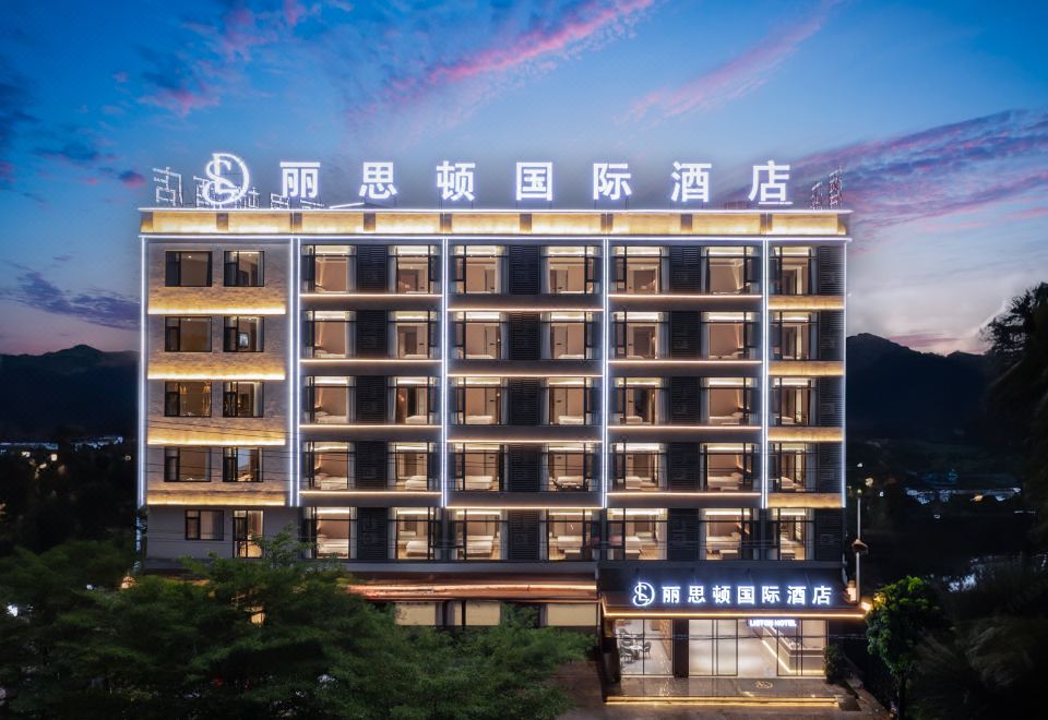 hotel overview picture