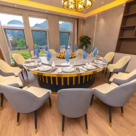 Zhaxi Yingxiang Grand Hotel