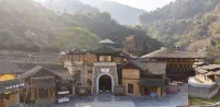 Yangxian Village, Wangxian Valley - Family