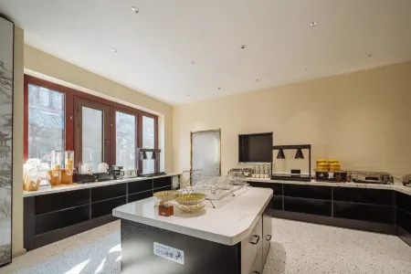 Anyu Lanyue Hotel (Song Street Museum) Отели рядом со станцией Dingzhou Railway Station