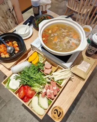 Chongqing Nanping Wanda Moments (Nanping Pedestrian Street) Mahlzeiten Photos