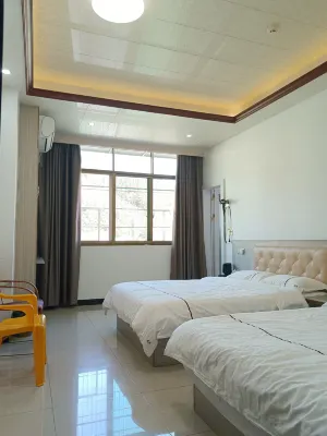 Xunwu Modern Apartment Hotels near Shikongzhai Tourism Sceneic Area