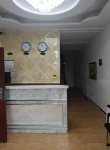 Jiayin Yuege Express Hotel (Jiangbian Park)