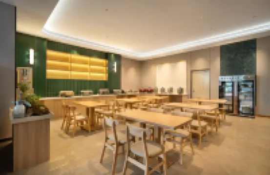 Jinruixuan Holiday Hotel