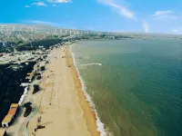 Beach Pinecone Homestay (Third Seawater Bathing Beach)