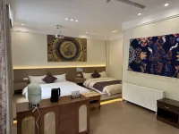 Batang Xiaoyan Hotel - إقامة ريفية