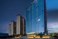 Lanou International Hotel (Wanda Plaza Branch), Tianshui Hotel dekat Hanzhonglie Jijiangjun Ancestral Hall