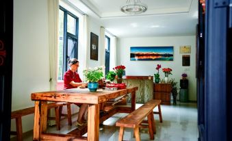 Kunming DianChi Xi an Linju Homestay (Xishan Gongyuan Subway Station)