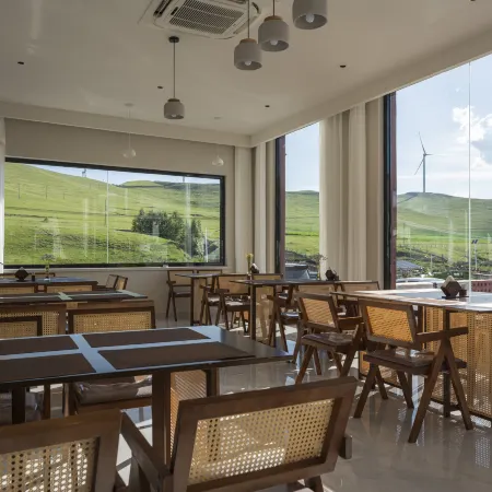 Nalan Tianye Homestay (Fengning Bashang Grassland China Horse Town Tourist Resort)