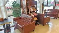 Xingyi Baximan Hotel (Xingyi Minzu Normal University)
