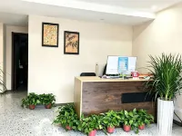 Wanfuyazhu Homestay - Bãi đậu xe
