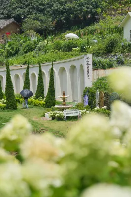 Yijia Kuishanli Homestay - parking