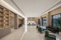 Tianchen Hotel - parking