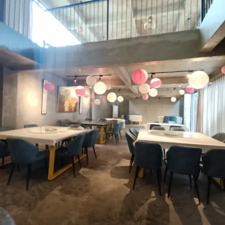 Mingyue Yingyuan Hostel