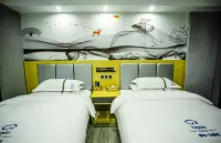 Home Inn Baiyun Hotel (Kashgar Yecheng Kahe East Road) - 2-Sterne