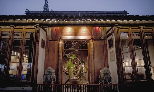 Zhujiajiao Jingting Inn