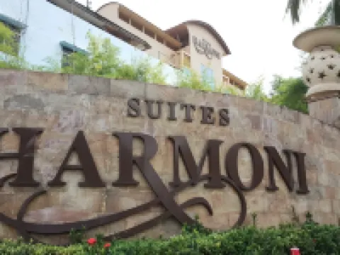 Harmoni Suites Hotel Hotels near Funworld Nagoya Citywalk Batam