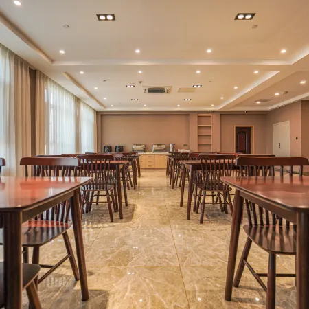 Shuiyifang Hotel (Yangquan Pingding Expressway Junction Branch)