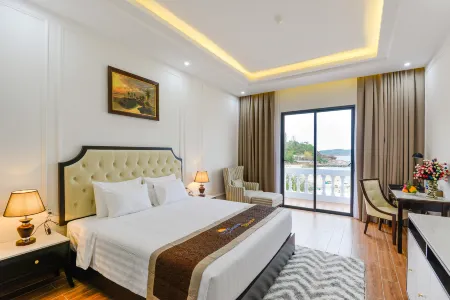 Seaside Boutique Resort Quy Nhon Отели в г. Шонгкау
