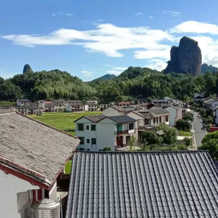 Xinning Longhua Xirui Inn