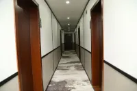 雲逸飯店（鷹潭站店） - 2 星級