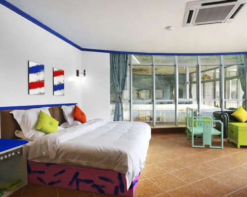 Popeye Holiday Inn Избранное Photos