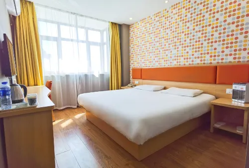 Mingxi Hotel (Tongliao Holin River Avenue Minzu University Affiliated Hospital) - parking