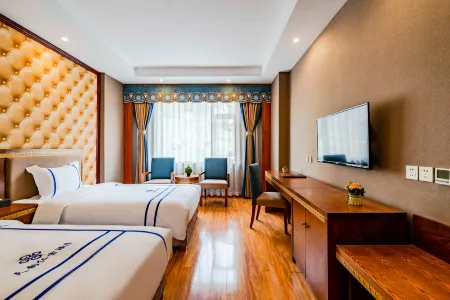 Siguniangshan Tianyun Renji Hotel (Changpinggou Scenic Area) Отели рядом с достопримечательностью «Shuangqiao Valley»