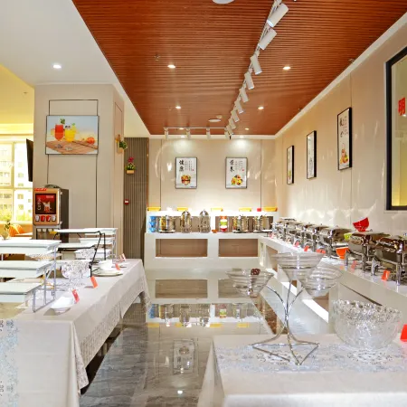 Fuji Hotel (Jining Tiedong Jiayuan Branch)