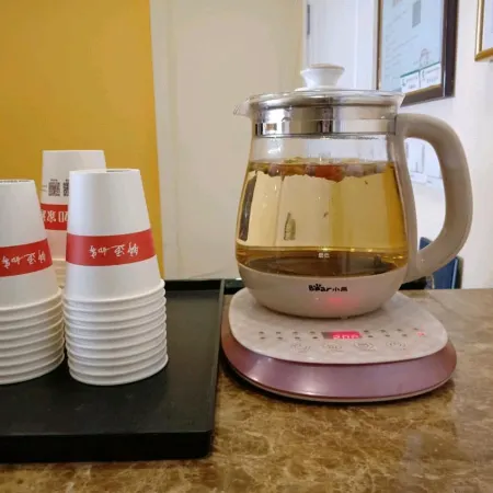 Yiju Hotel (Shenghao Shopping Center)