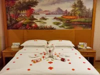 Vienna Hotel (Shenzhen Dayun Center Ainan Road)