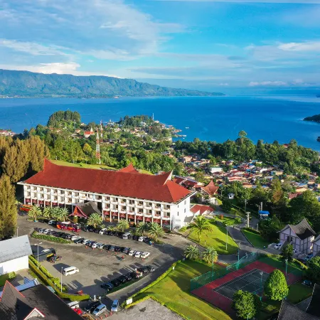 Niagara Hotel Lake Toba & Resorts