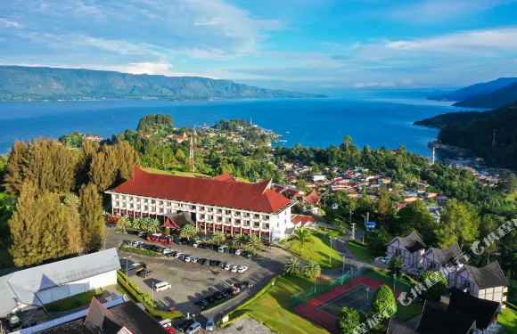 巴拉巴特尼亞加拉酒店