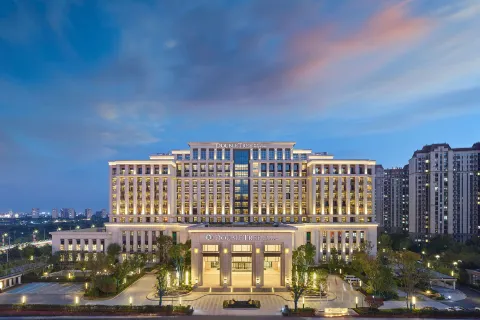 DoubleTree by Hilton Quzhou