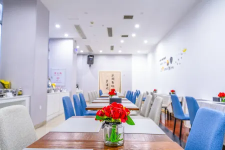 Borrman Hotel (Sanming Liedong) Отели рядом с достопримечательностью «Sanming Medical Science and Technology Vocational College»