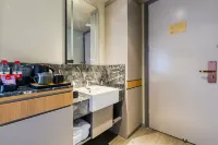 Elong Wanguo Hotel (Jinzhou Railway Station Shanghai Road)