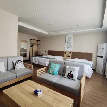GreenTree Inn Hotel (Cangzhou Longnan Wanda Plaza)
