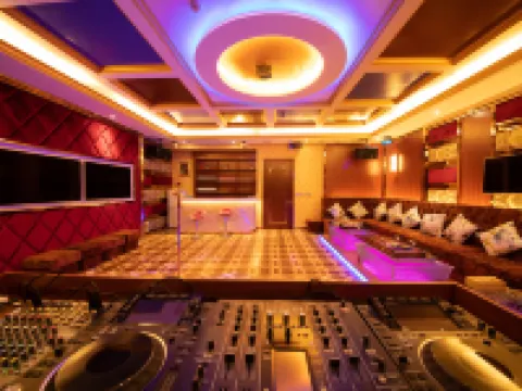 Dongrong Hot Spring Business Hotel Hotels in Xiuyan