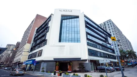 Meiyi Hotel  (Shenzhen North Railway Station Longguan Avenue)