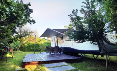 Dongguan Bonsai Garden Parent-child RV Camp Отели рядом с достопримечательностью «Автобусная станция Мачууна»