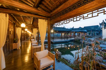 Hongcun wenshe · 20 dream Huipai private garden home stay Отели рядом с достопримечательностью «Yujianxiuli Water Town»