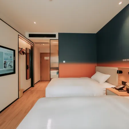 Xingyi Hotel (Beijing Temple of Heaven Dongmen Subway Station)